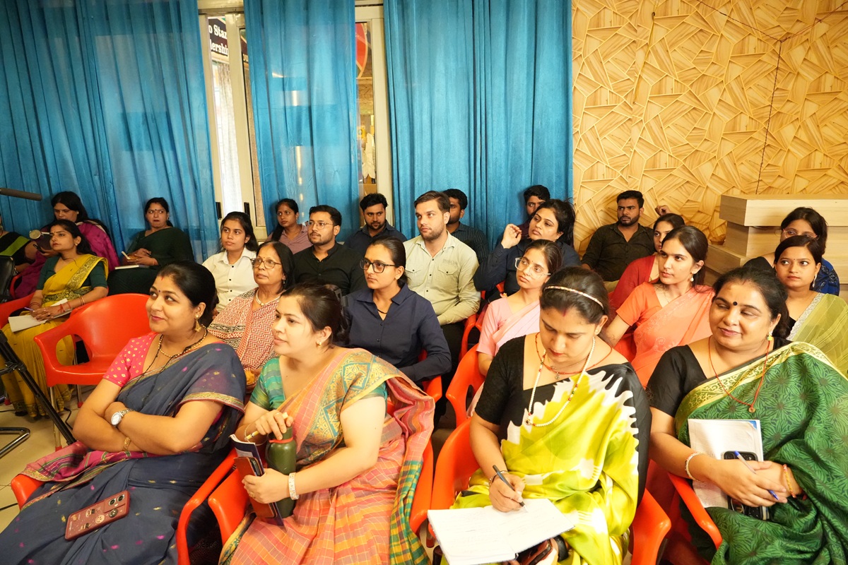 Brainstorming Training Session by Mr. Rajeev Shangari (Chairman)